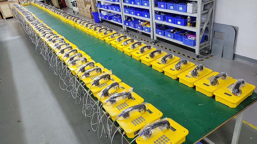 Proġett tat-Telefon li ma jgħaddix ilma minnu fil-Metro Indjan